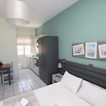 Bay * Κίνι