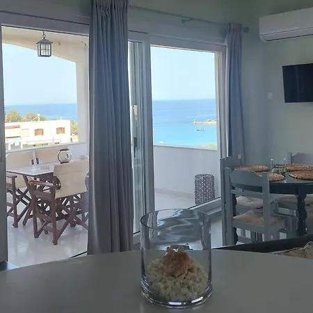 Bay Apartment *