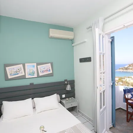 Apartment Bay